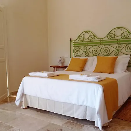 Πανσιόν Giardino Frannicola Μάλιε