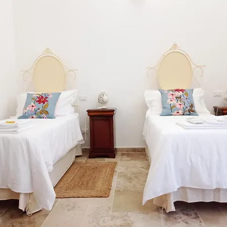 Giardino Frannicola Πανσιόν *